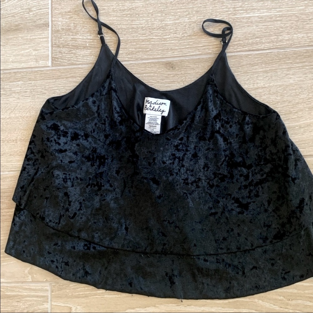 Madison & Berkeley Black Crushed Velvet cropped Tank Top, XS/TP